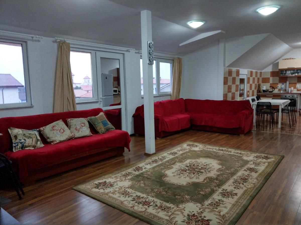 Apartament 5 Camere Cu Balcon Costinesti Plaja 5 Minute Nucilor 6 Kültér fotó